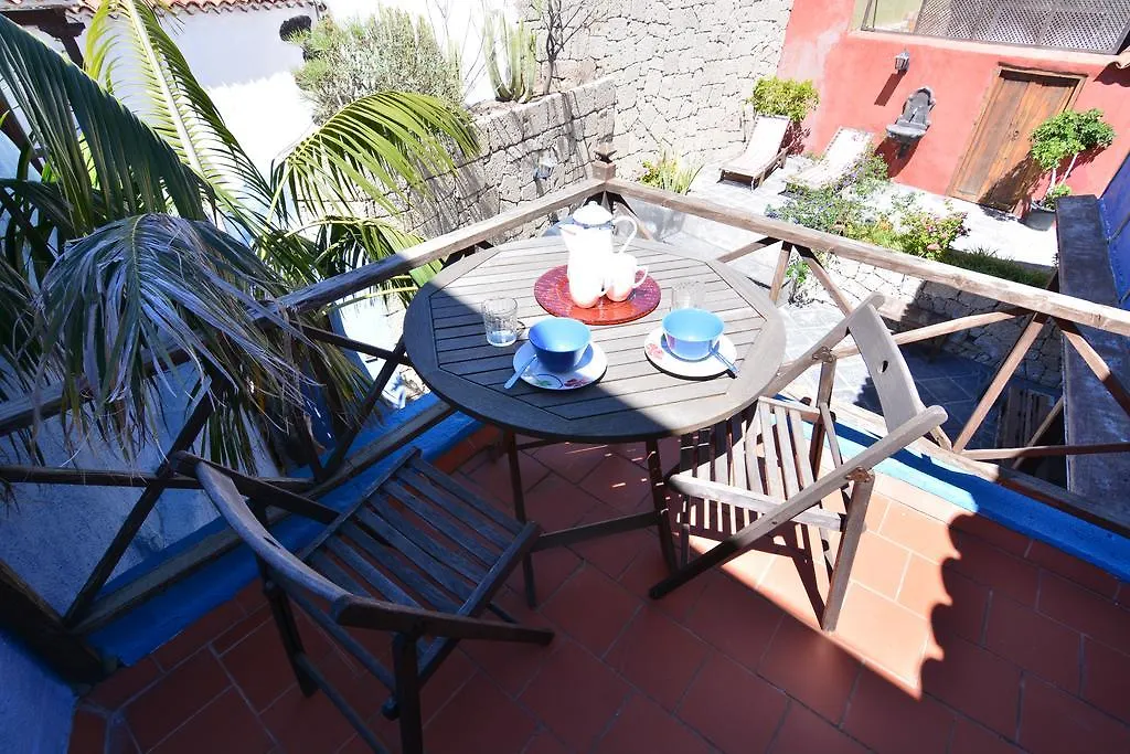 Chío Casa Rural El Atajo 게스트하우스 0*,